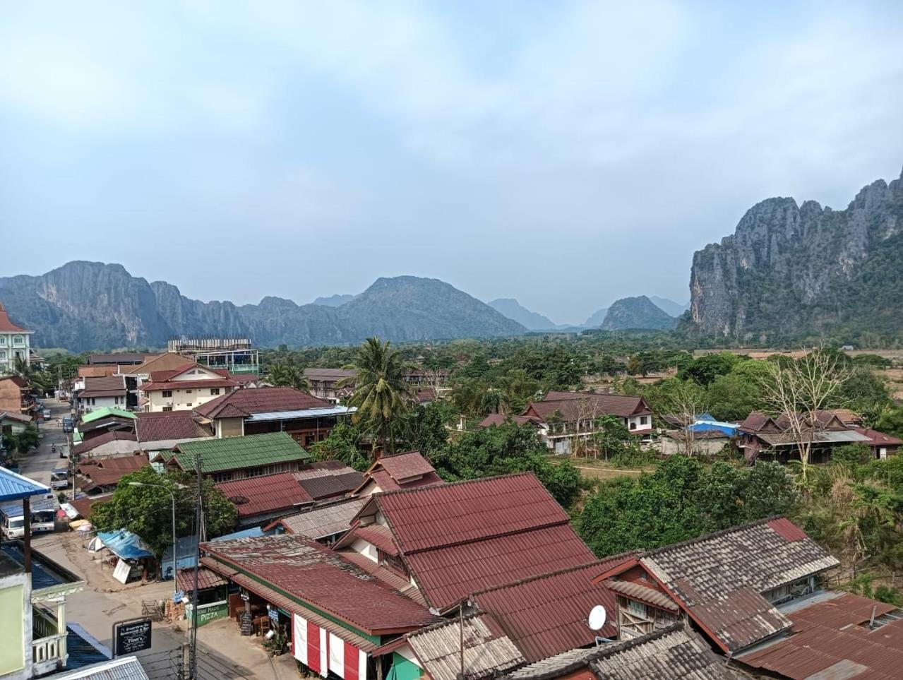 Bountang Riverside Hotel Vang Vieng Dış mekan fotoğraf