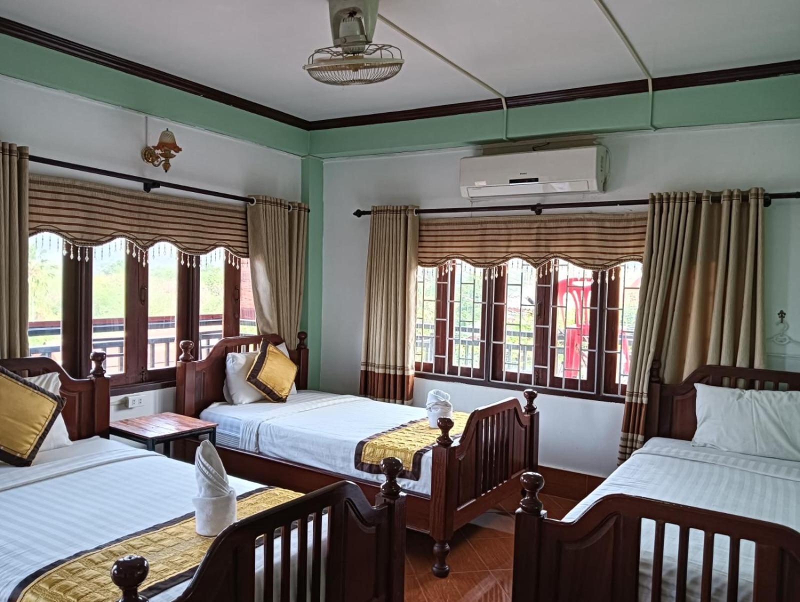 Bountang Riverside Hotel Vang Vieng Dış mekan fotoğraf