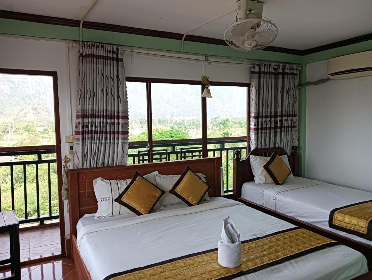 Bountang Riverside Hotel Vang Vieng Dış mekan fotoğraf