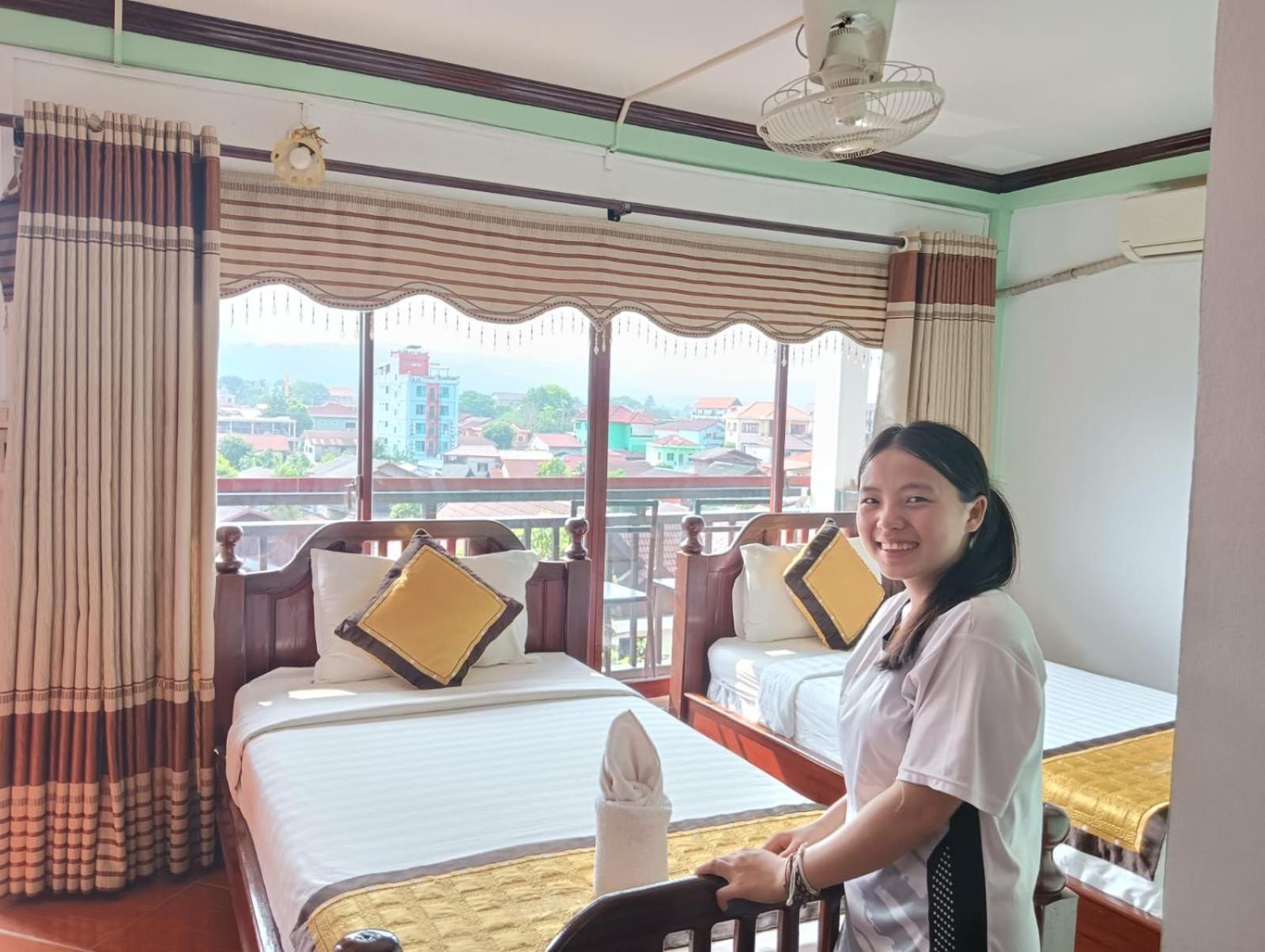Bountang Riverside Hotel Vang Vieng Dış mekan fotoğraf