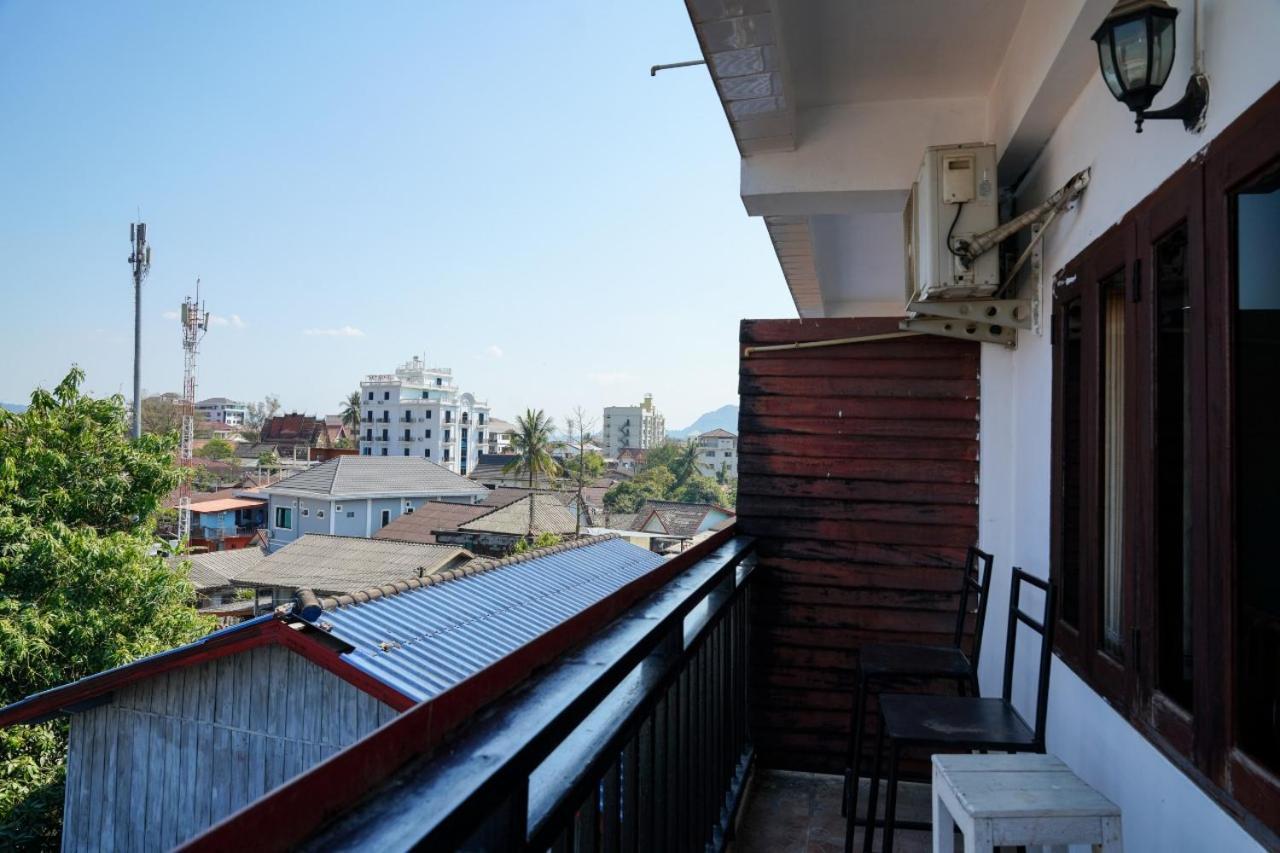 Bountang Riverside Hotel Vang Vieng Dış mekan fotoğraf